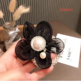 Delicate Pearl Flower Ball Hair Circle (Option: Black)