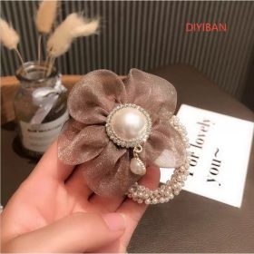 Delicate Pearl Flower Ball Hair Circle (Option: Champagne)